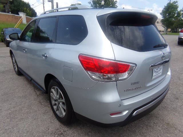 2014 Nissan Pathfinder S