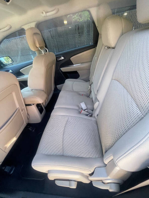 2012 Dodge Journey SXT