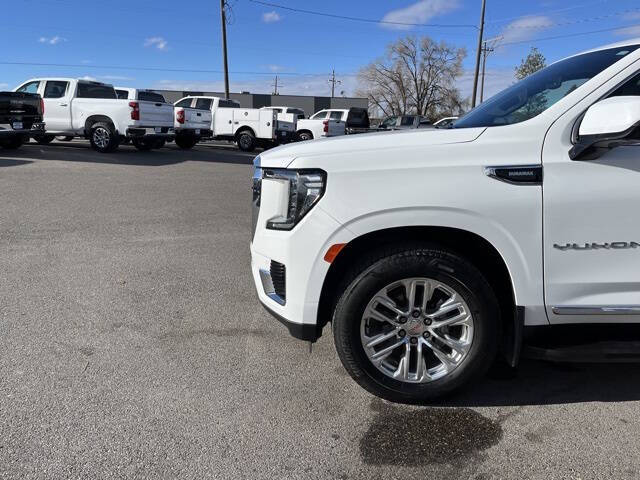 2022 GMC Yukon XL SLT
