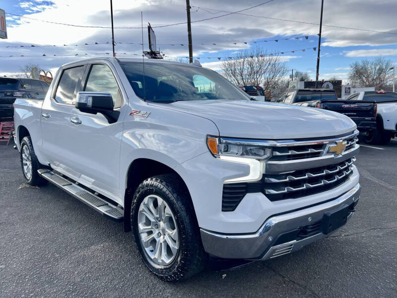 2024 Chevrolet Silverado 1500 LTZ's photo