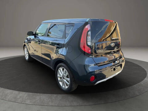 2019 Kia Soul +