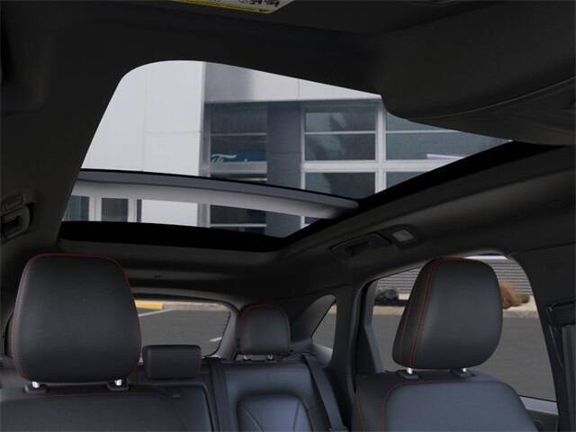 2025 Ford Escape ST-Line Elite