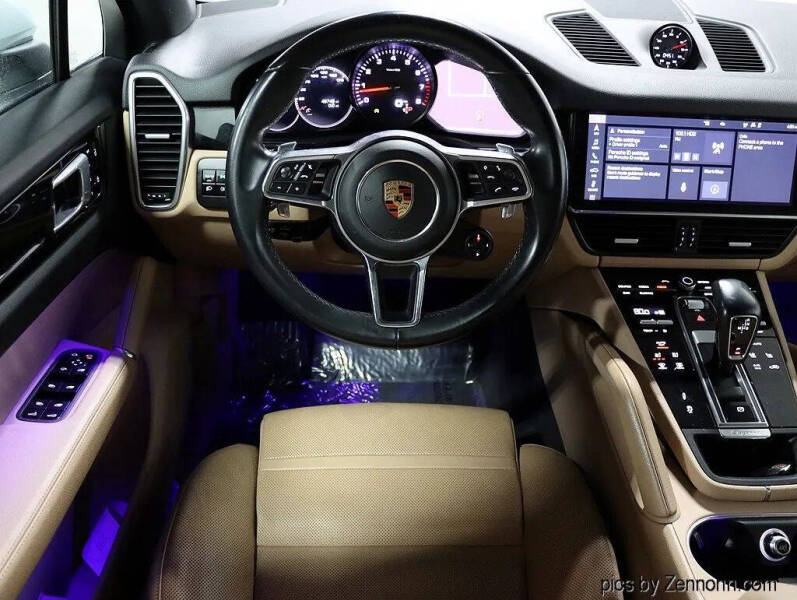 2020 Porsche Cayenne Coupe
