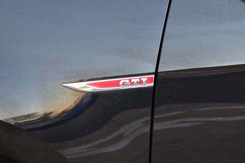 2017 Volkswagen Golf GTI S