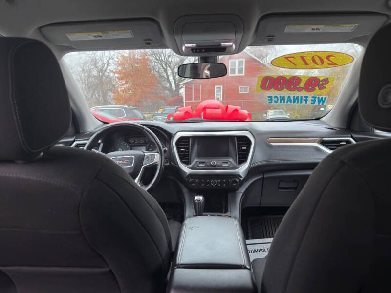 2017 GMC Acadia SLE-1