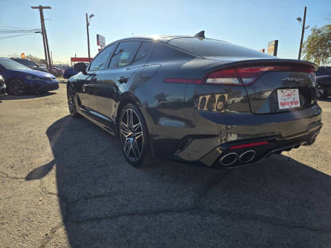 2022 Kia Stinger GT1