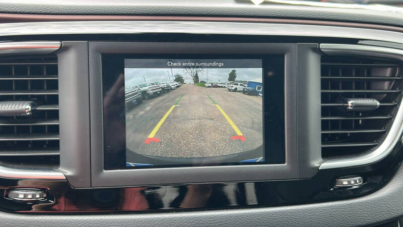 2020 Chrysler Pacifica Touring L