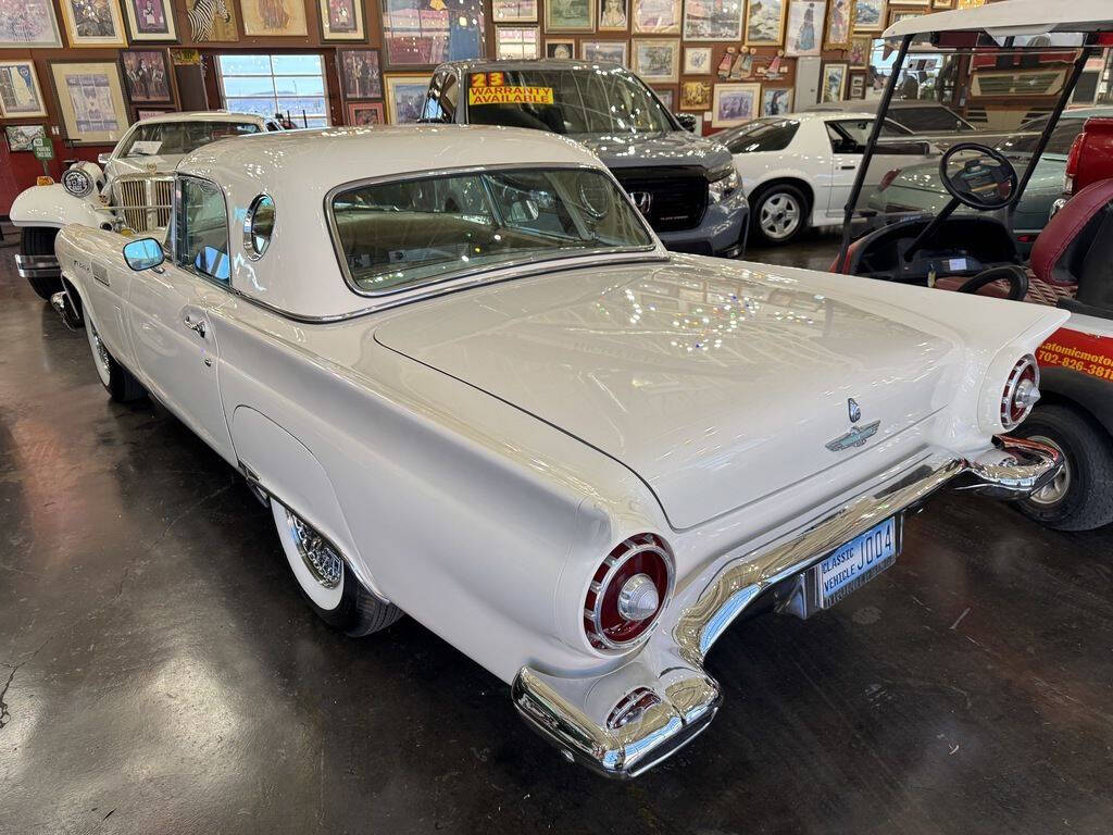 1957 Ford Thunderbird 6