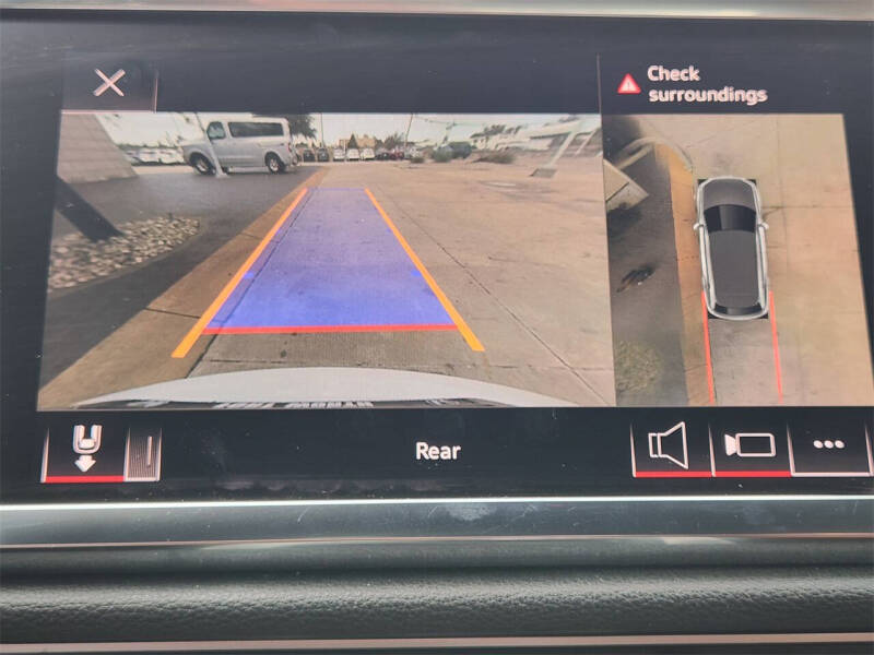 2022 Audi Q3 quattro S line Prem Plus 45 TFSI