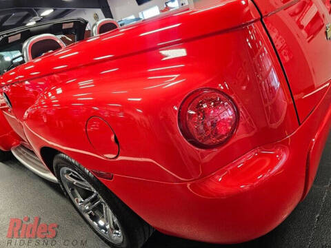 2005 Chevrolet SSR LS