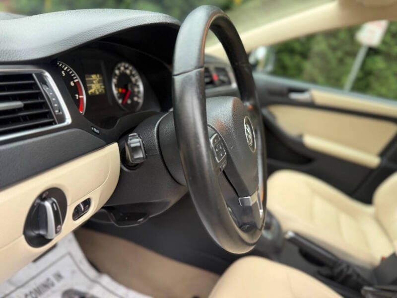 2012 Volkswagen Jetta SE PZEV