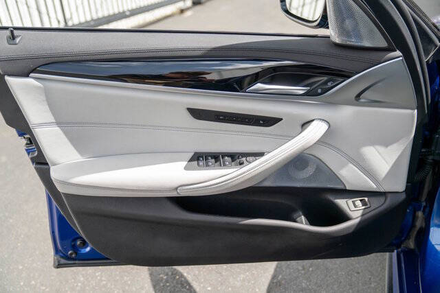 2019 BMW M5 16