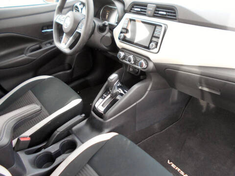 2020 Nissan Versa SV