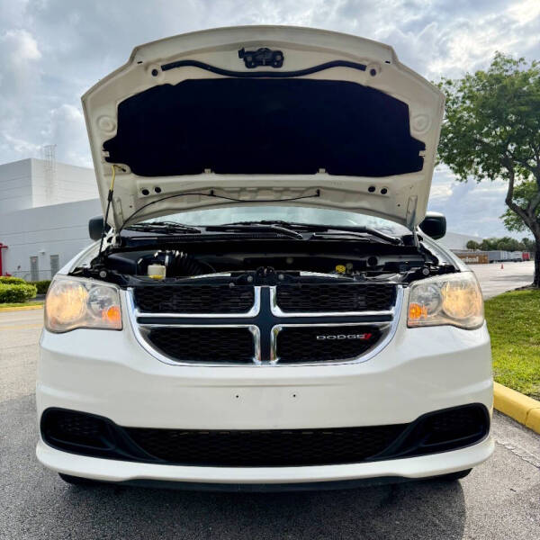 2013 Dodge Grand Caravan SE
