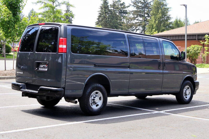2017 Chevrolet Express 3500
