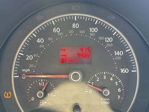 2010 Volkswagen New Beetle