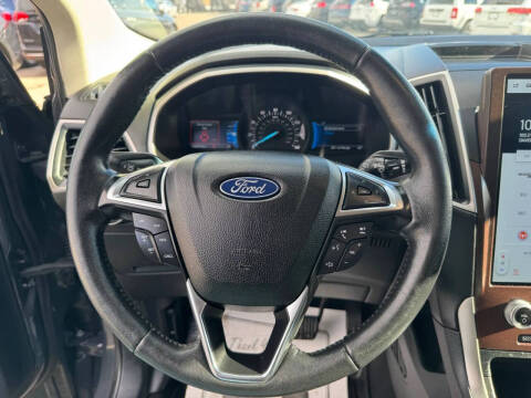 2021 Ford Edge