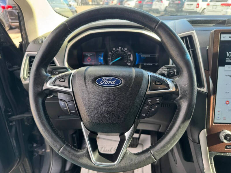2021 Ford Edge
