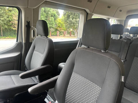 2022 Ford Transit