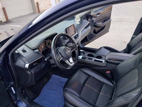 2021 Nissan Altima 2.5 SR