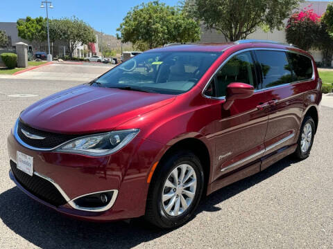 2019 Chrysler Pacifica Touring L