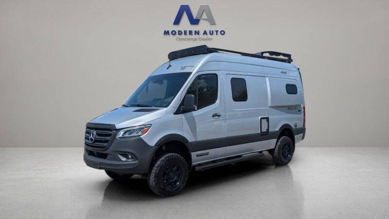 2022 Mercedes Sprinter Van Winnebago