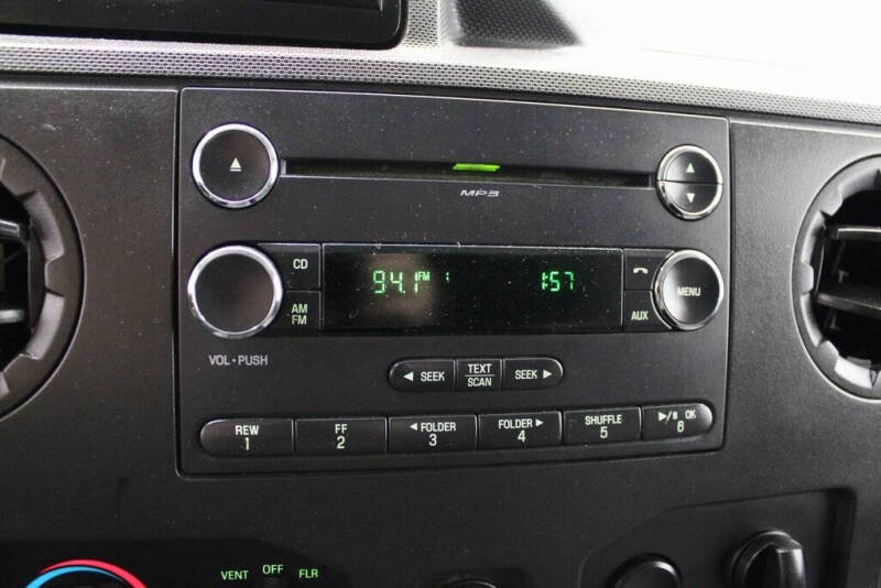 2013 Ford E-Series E-350 SD