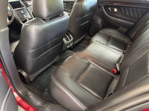 2015 Ford Taurus Limited