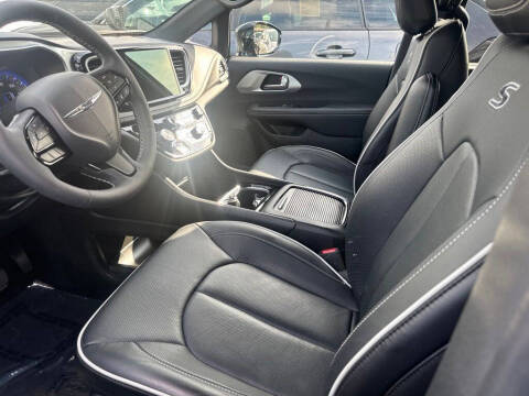 2025 Chrysler Pacifica Limited
