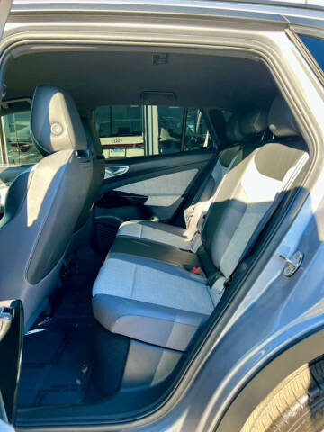 2023 Volkswagen ID.4 Pro