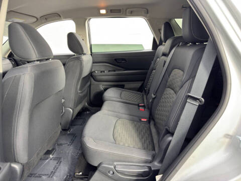 2024 Nissan Pathfinder S