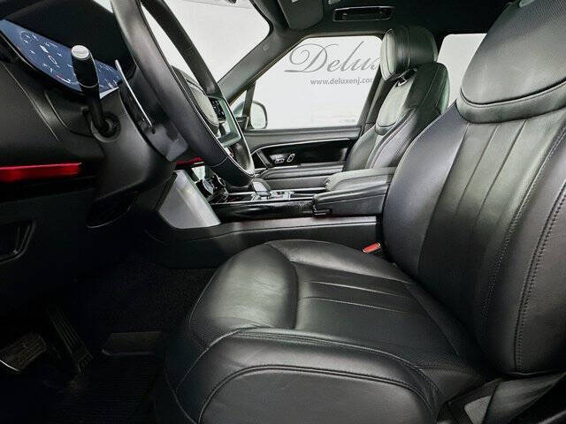 2023 Land Rover Range Rover P530 SE