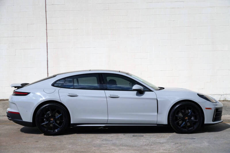 2025 Porsche Panamera
