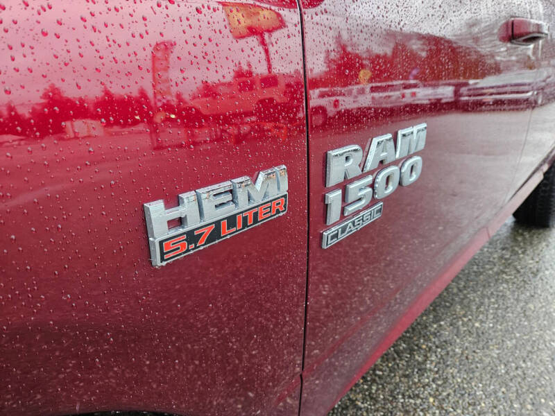 2019 RAM 1500 Classic SLT