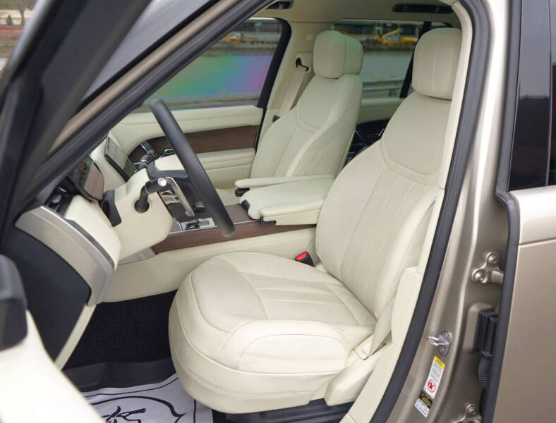 2023 Land Rover Range Rover P400 SE