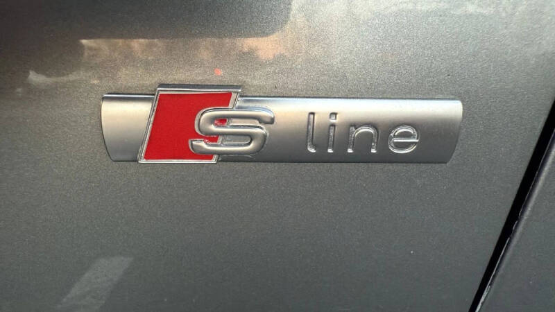 2011 Audi A5 2.0T quattro Prestige