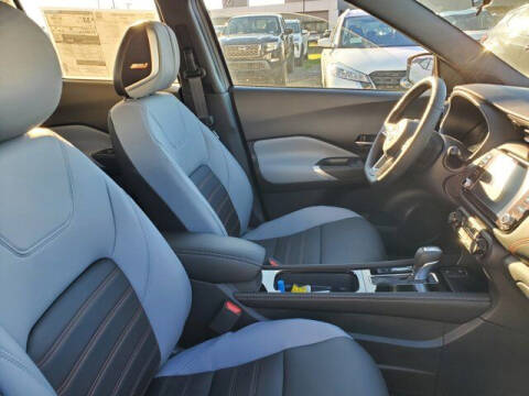 2024 Nissan Kicks SR