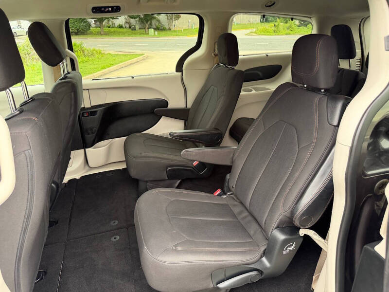 2017 Chrysler Pacifica Touring Plus