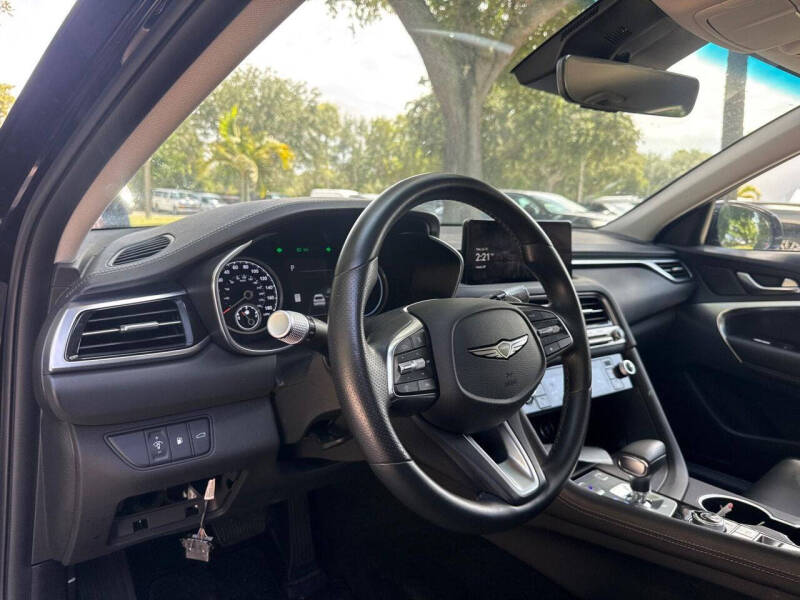 2025 Genesis G70