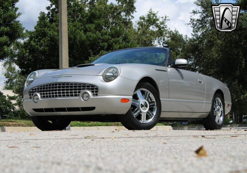 2004 Ford Thunderbird Deluxe