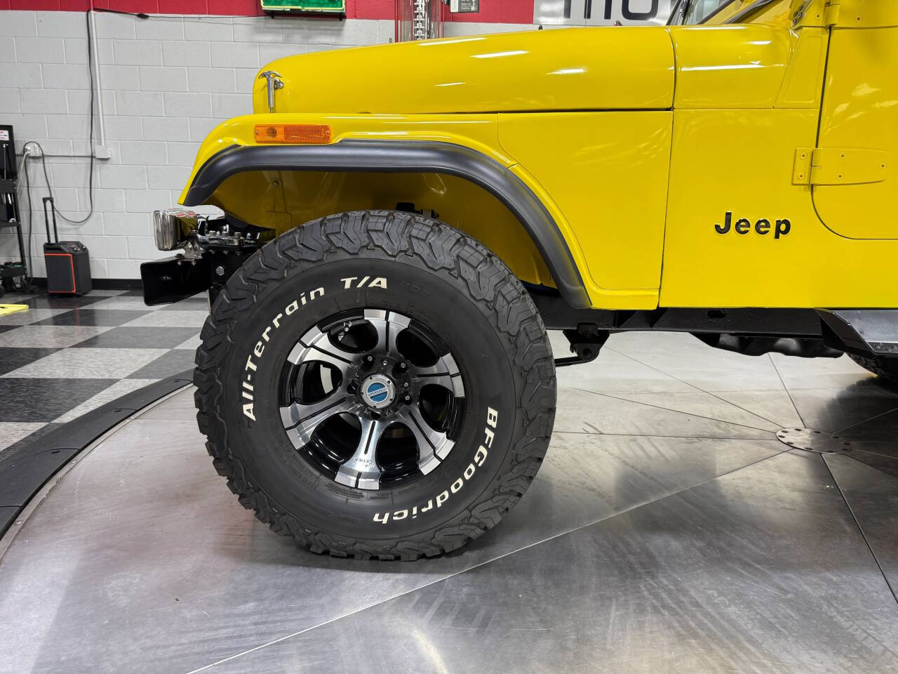 1979 Jeep CJ-7 32