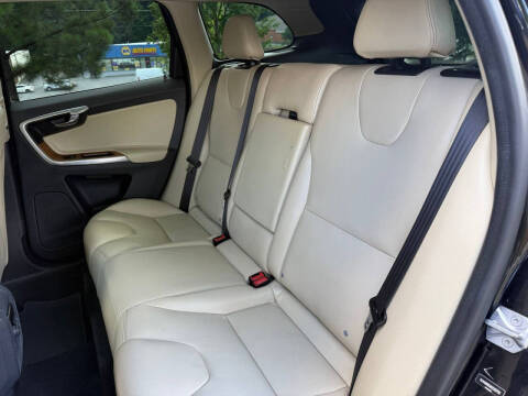 2017 Volvo XC60 T6 Inscription