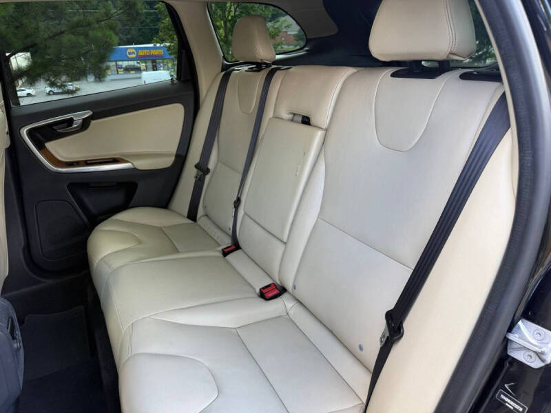 2017 Volvo XC60 T6 Inscription