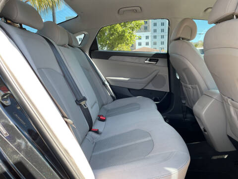 2017 Hyundai Sonata SE