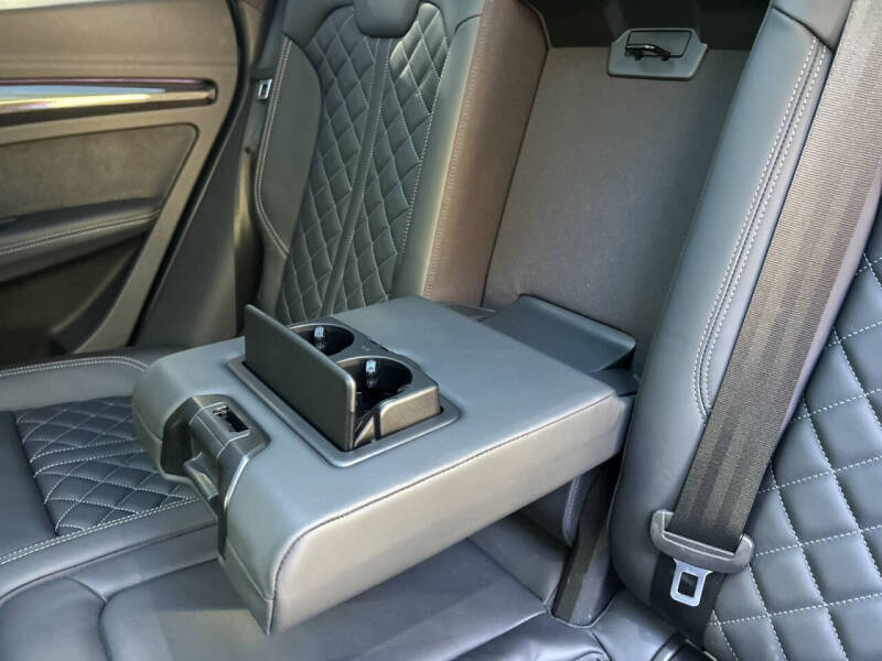 2023 Audi SQ5 3.0T quattro Prestige