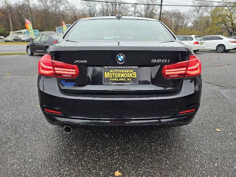 2018 BMW 3 Series 320i xDrive