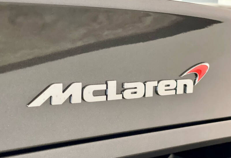2017 McLaren 570GT