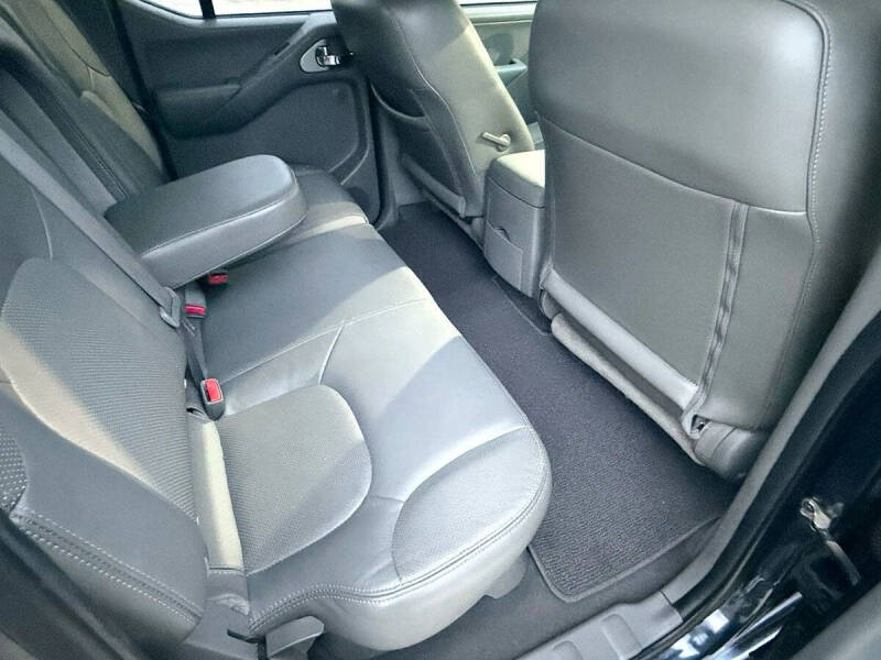 2019 Nissan Frontier SL