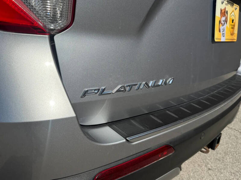 2020 Ford Explorer Platinum