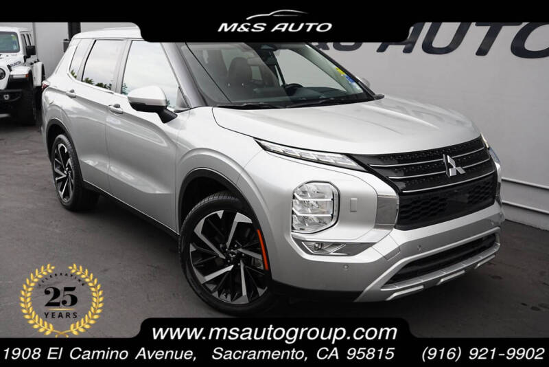 2024 Mitsubishi Outlander SE